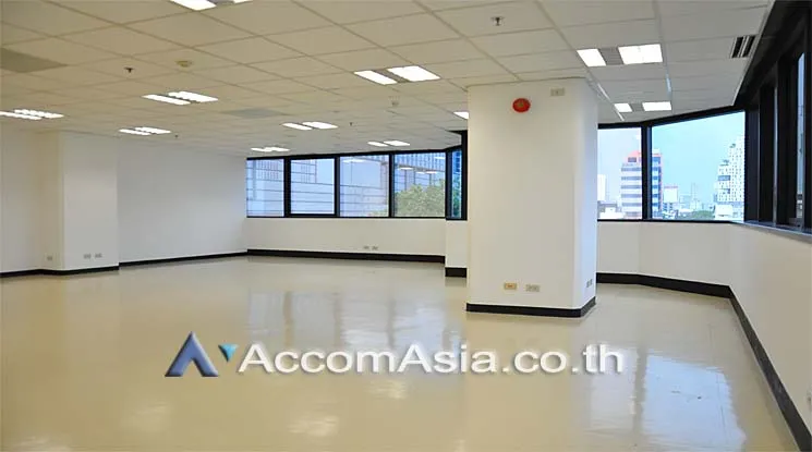 unit Office space For Rent in Ratchadaphisek, Bangkok  near MRT Ratchadaphisek (AA13768)